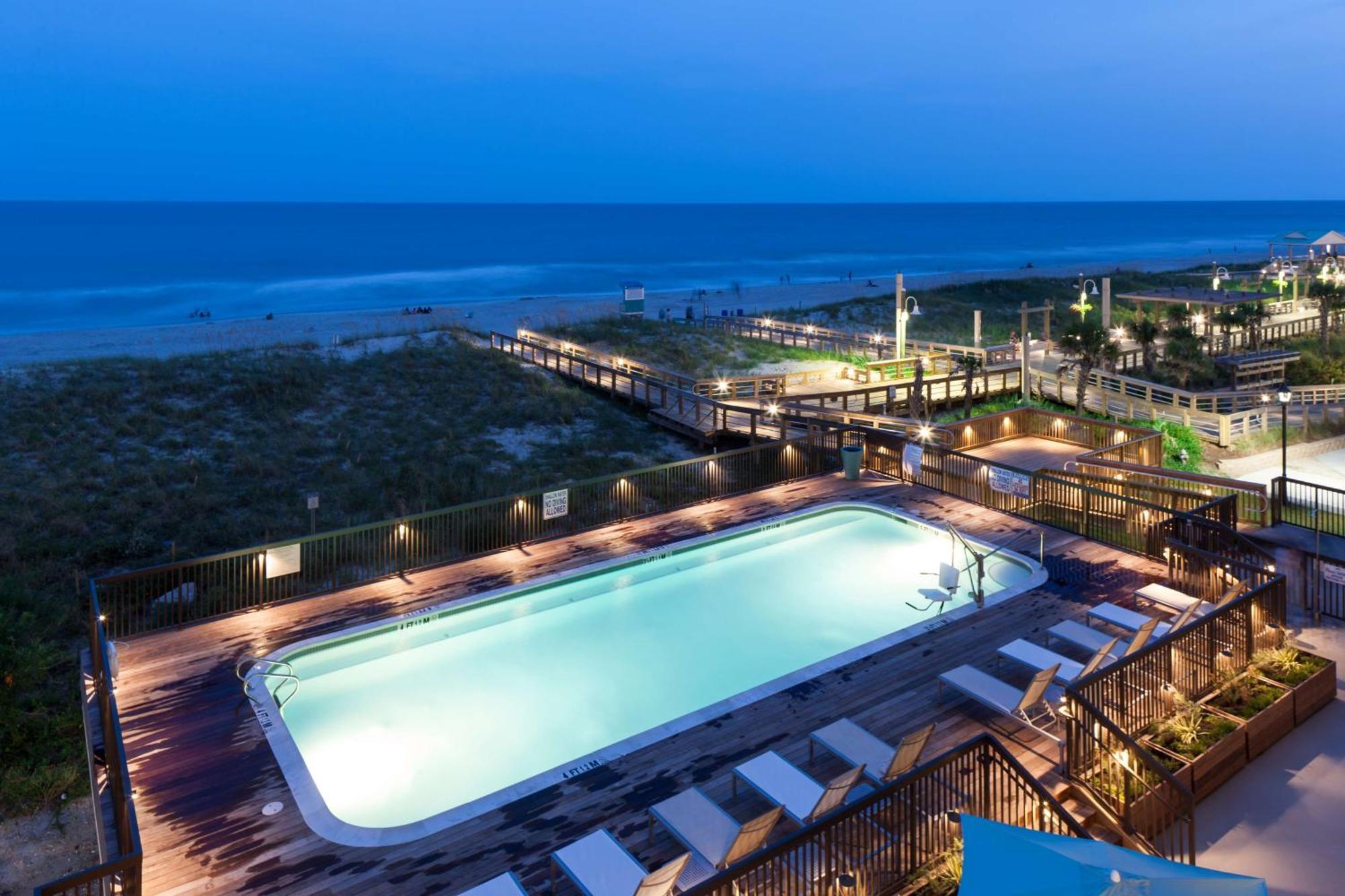Hampton Inn & Suites By Hilton Carolina Beach Oceanfront Exteriér fotografie
